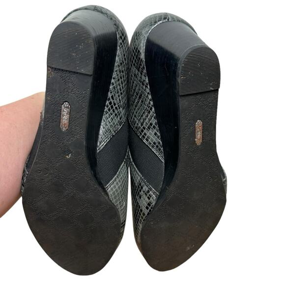 Vionic Orthotic Tanton Leather Snake Print Wedge Slip On Booties Size 9 - Picture 7 of 8